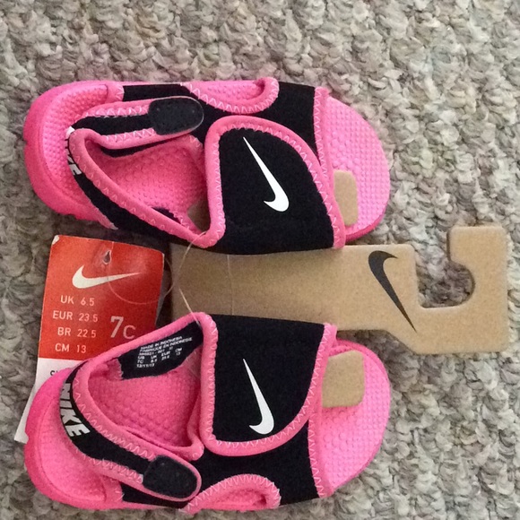 nike toddler sandals size 7